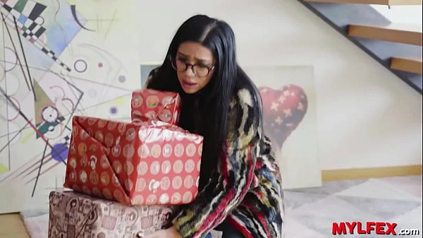 Hispanic Naughty Stepmom Cowgirls with her Anus