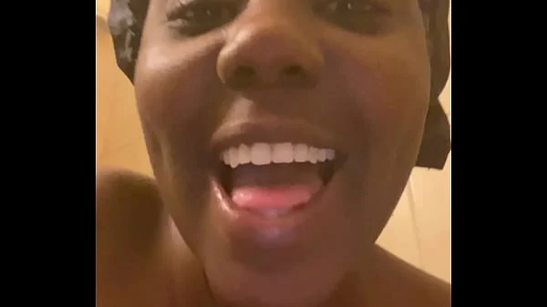 Shower – young ebony showing off the sexual goods