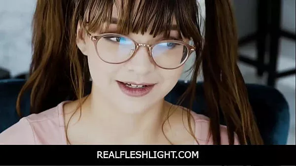 Sex Addict Teens Await a Hypnotist Coming to Help Them – HoneyHayes, DaniBlu, AshleyAleigh – xvideos xxx porn xnx porno freeporn xvideo xxxvideos tits